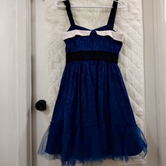 XS Hot Topic TARDIS Blue dress Sweetheart Neckline Sleeveless - Picture 4 of 4